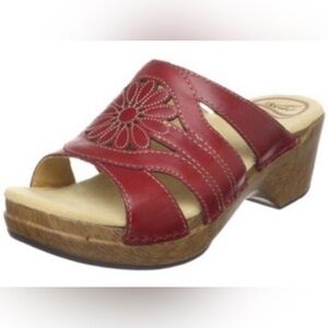 Women's Red Sandals❌(SOLD)❌